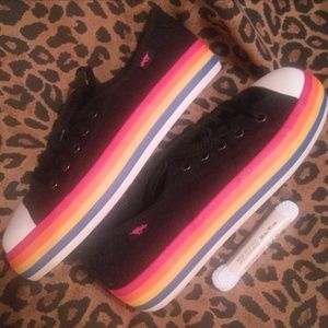 ROCKET DOG 🌈 Rainbow Striped SNEAKERS Like NEW